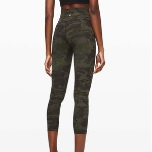 Lululemon Wunder Under